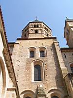 Cluny, Abbaye, Grand Transept et clocher de l'eau benite (2)